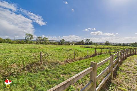 4 bedroom detached house for sale, Swallowcroft, Eastington, Stonehouse, GL10