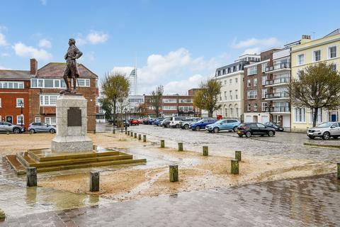 2 bedroom apartment for sale, Grand Parade, Old Portsmouth