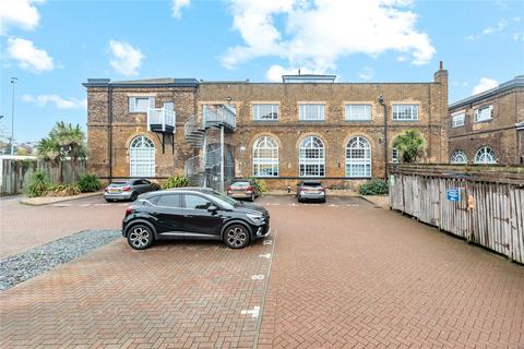 2 bedroom apartment for sale, North Block, The Railstore, Kidman Close, Gidea Park, RM2