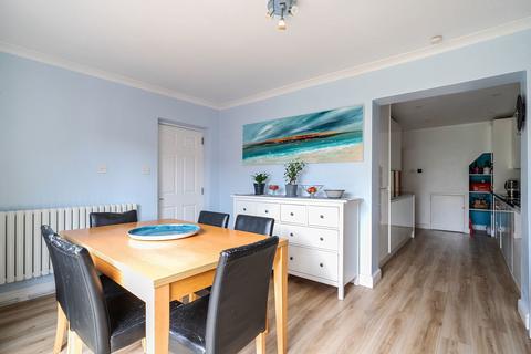 4 bedroom semi-detached house for sale, Station Road, Gillingham ME8