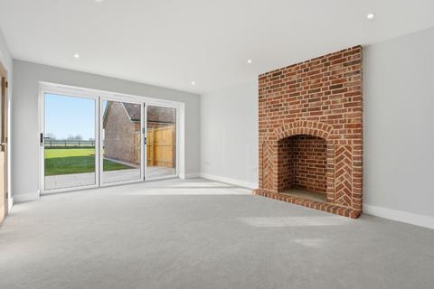 5 bedroom detached house for sale, The Street, High Roding, Dunmow