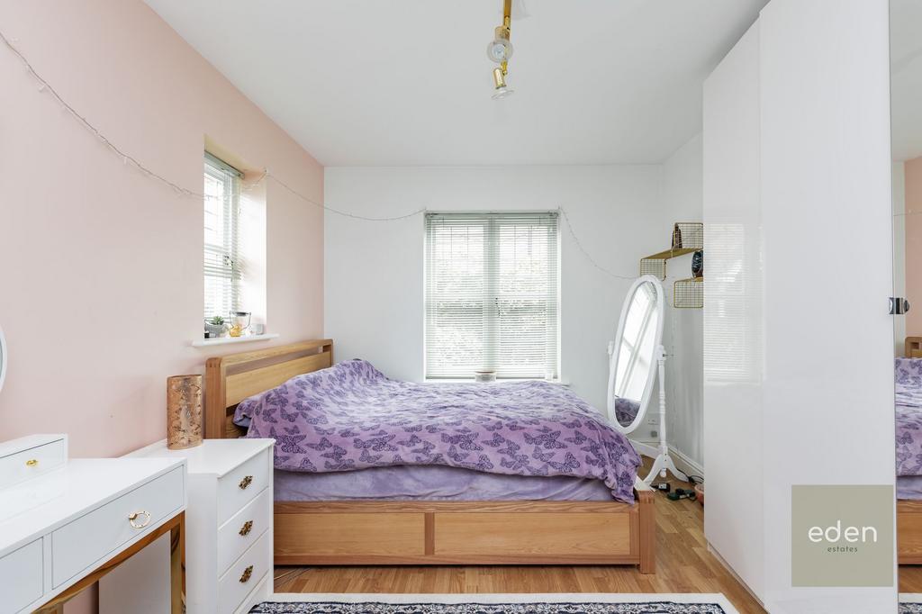Bedroom/reception