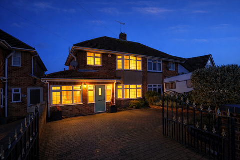 4 bedroom semi-detached house for sale, Maidstone Road, Gillingham ME8