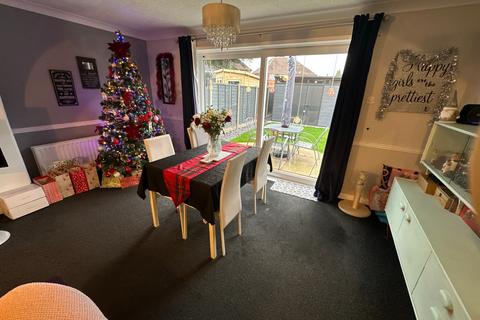 3 bedroom semi-detached house for sale, Harwood Avenue, Branston, Burton-on-Trent, DE14