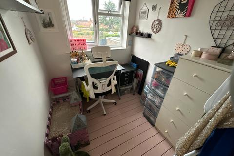 3 bedroom semi-detached house for sale, Harwood Avenue, Branston, Burton-on-Trent, DE14