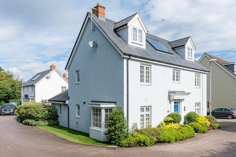 5 bedroom detached house for sale, Farmer Close, Little Canfield, Dunmow