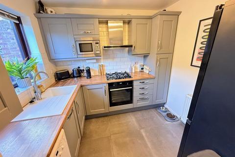 2 bedroom end of terrace house for sale, Yardley Street, Stourbridge, DY9 7AT