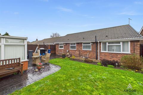 2 bedroom detached bungalow for sale, Old Road, Burton-On-Trent DE14