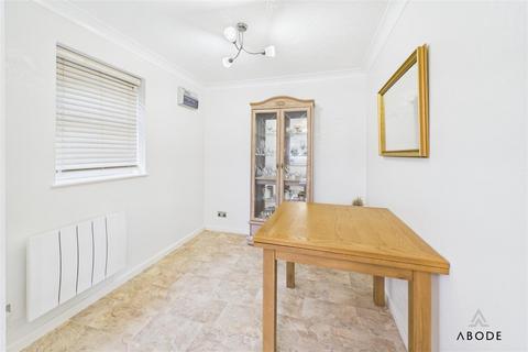 2 bedroom detached bungalow for sale, Old Road, Burton-On-Trent DE14
