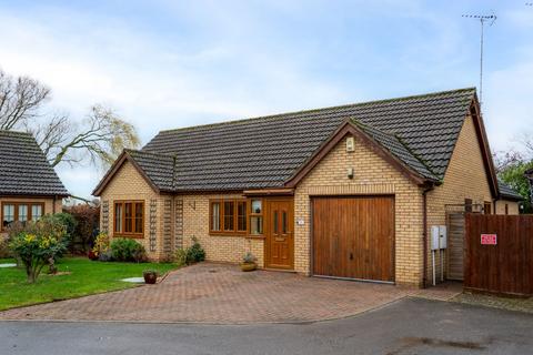 3 bedroom detached bungalow for sale, London Road, Chatteris PE16