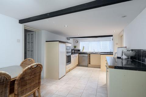 4 bedroom detached house for sale, Huntingdon Road, Chatteris PE16