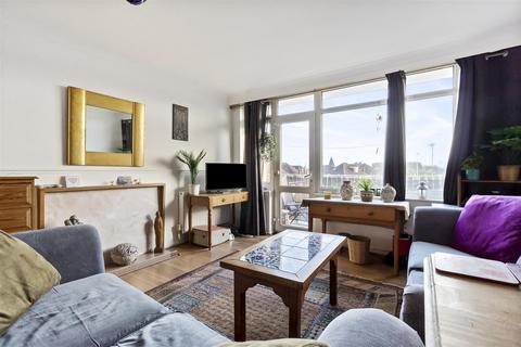 undefined, Bruce Avenue, Worthing