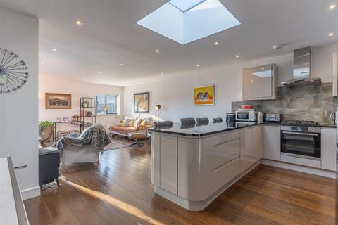 4 bedroom detached house for sale, Ainsworth Close, Ovingdean