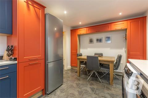 3 bedroom end of terrace house for sale, Worcester Avenue, Upminster, RM14