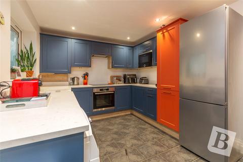Worcester Avenue, Upminster, RM14
