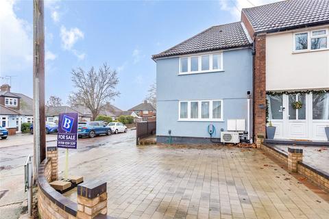 3 bedroom end of terrace house for sale, Worcester Avenue, Upminster, RM14
