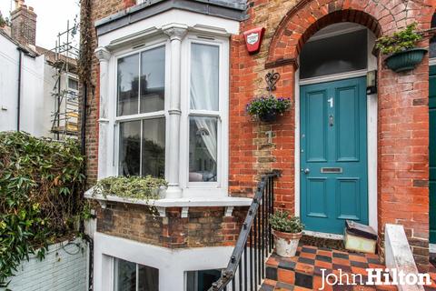 4 bedroom end of terrace house for sale, Brading Road, Brighton