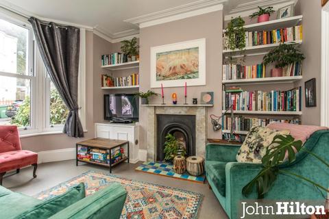 4 bedroom end of terrace house for sale, Brading Road, Brighton