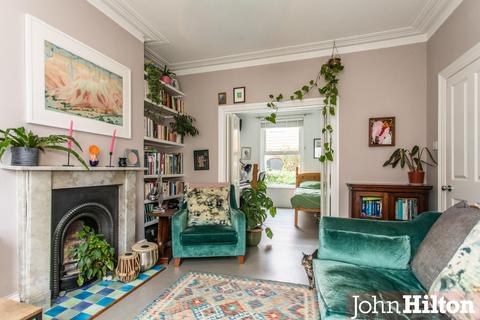 4 bedroom end of terrace house for sale, Brading Road, Brighton