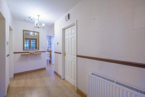 undefined, Essex Avenue, Kingswinford, DY6 9RH