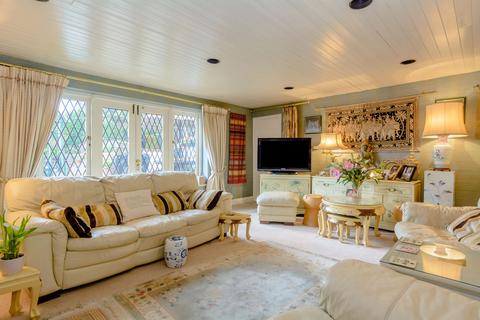 undefined, Paradise Road, Henley-On-Thames RG9