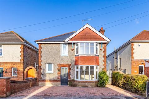 4 bedroom detached house for sale, Queen Mary Avenue, Bournemouth BH9