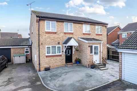 4 bedroom house for sale, Medbury Road, Gravesend, Kent, DA12