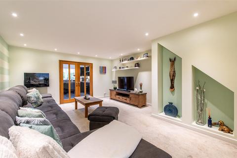 4 bedroom house for sale, Medbury Road, Gravesend, Kent, DA12