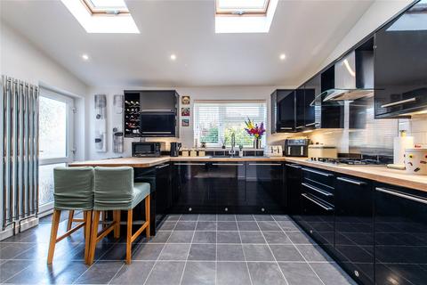 4 bedroom house for sale, Medbury Road, Gravesend, Kent, DA12