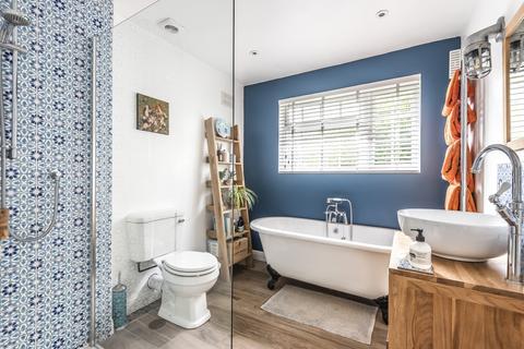 undefined, Browns Road, Surbiton, Surrey, KT5