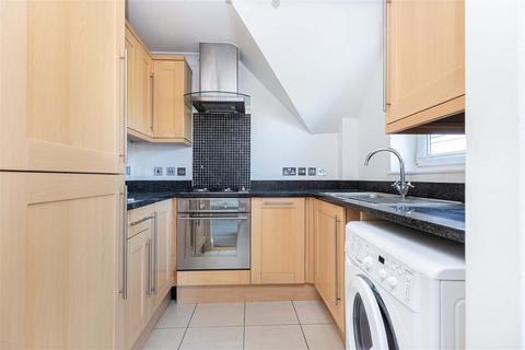 2 bedroom flat to rent, Wimborne Road, Bournemouth BH2