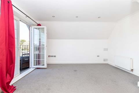 2 bedroom flat to rent, Wimborne Road, Bournemouth BH2