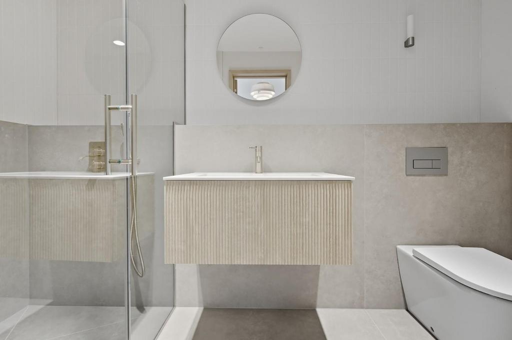 En-Suite Two
