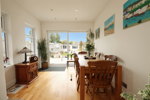 3 bedroom semi-detached house for sale, St. James Park Road, Margate