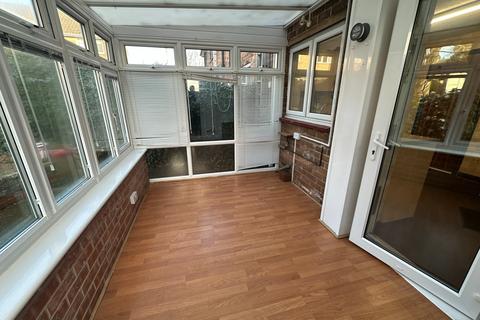 3 bedroom terraced house for sale, Sycamore Road, Stapenhill, Burton-on-Trent, DE15
