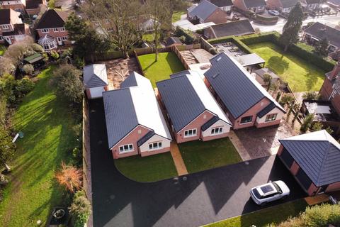 3 bedroom detached bungalow for sale, Wood Lane, Swadlincote, DE11