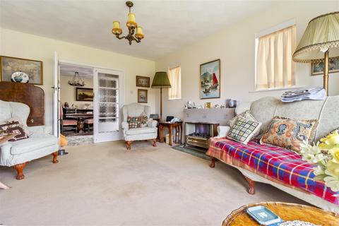 3 bedroom detached bungalow for sale, Midhurst Close, Ferring