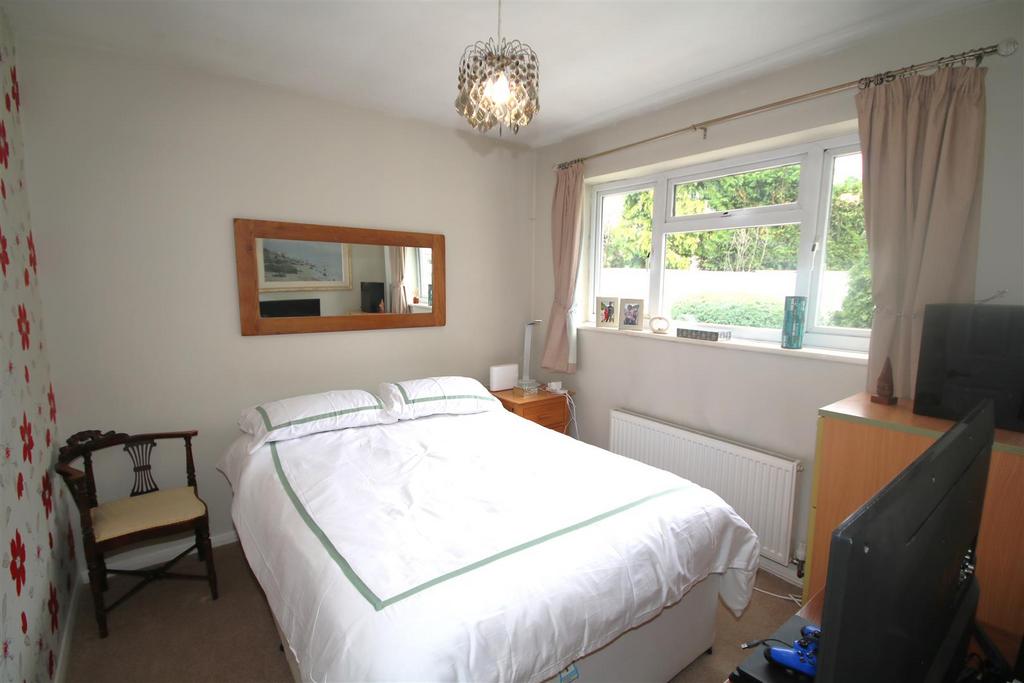 Bedroom 3a.JPG