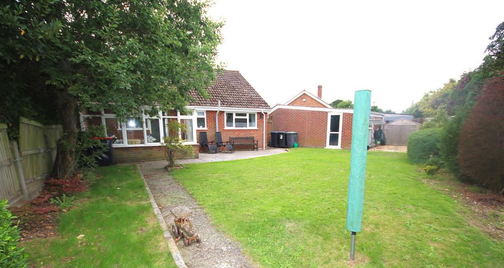 Rear Garden d.JPG