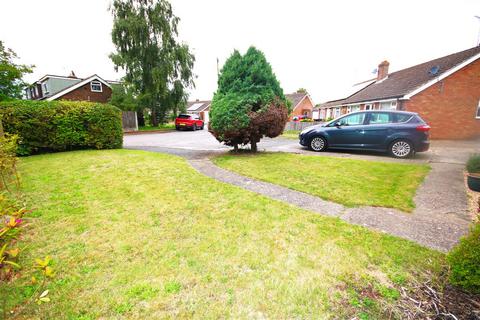 3 bedroom bungalow for sale, Nightingale Close, Chartham Hatch, Canterbury