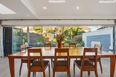 undefined, Abbots Gardens, London N2