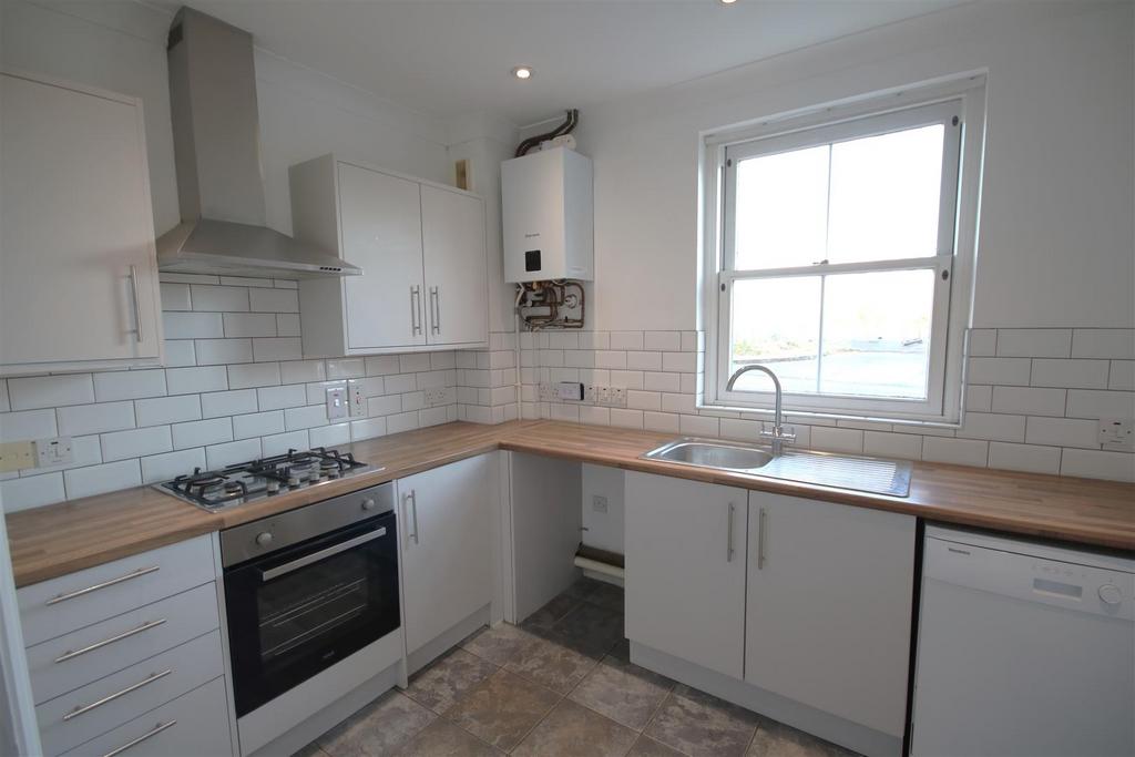 Kitchen a.JPG