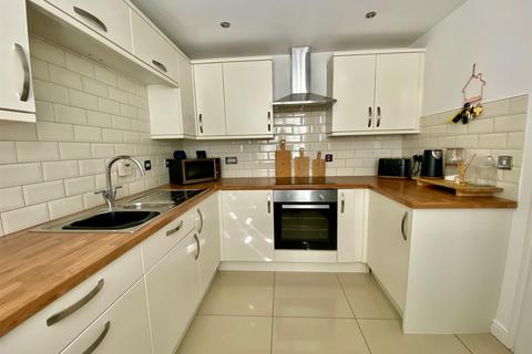 3 bedroom end of terrace house for sale, Jury Road, Hampton Vale, Peterborough