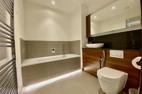 2 bedroom apartment for sale, East Station Road, Fletton Quays, Peterborough