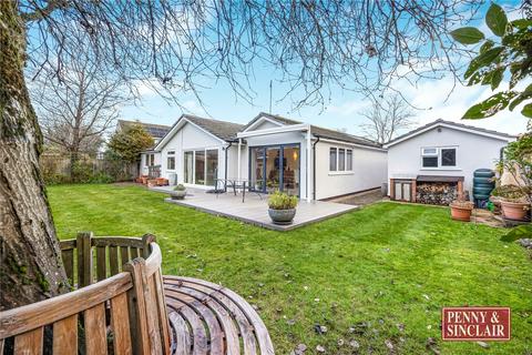 4 bedroom bungalow for sale, Makins Road, RG9 1PP