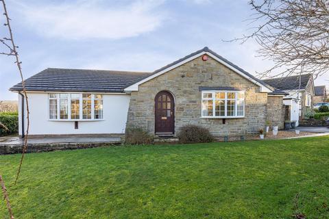 3 bedroom detached bungalow for sale, Farfield Avenue, Holmfirth HD9
