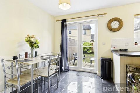 3 bedroom semi-detached house for sale, Oakdale Road, Oxfordshire OX28