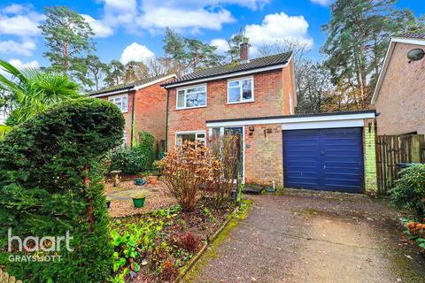 Kay Crescent, Bordon
