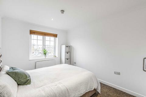 2 bedroom flat for sale, Trinity Gardens, London SW9