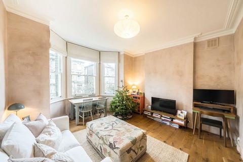 2 bedroom flat for sale, Lambert Road, London SW2
